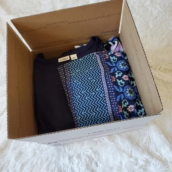 Bundle lot of 10 pieces Sz S Not so Mystery Box 4 - Picture 4 of 4